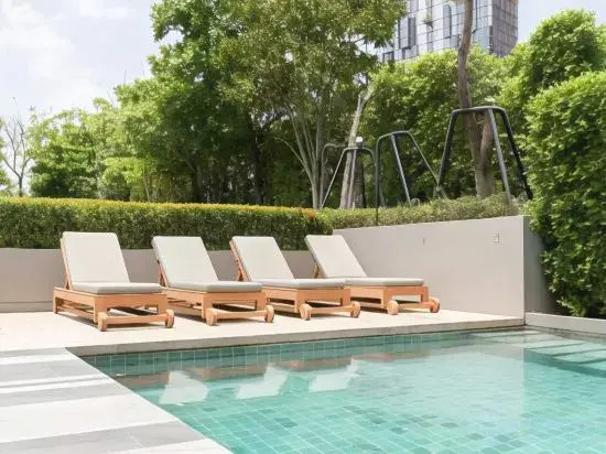 Urbitia Apartment Sukhumvit 36, Bangkok (1 Unit Condo)