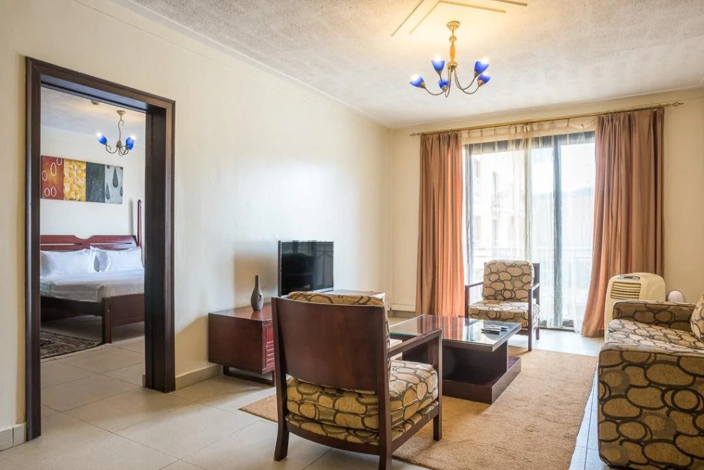 Mackinnon Suites