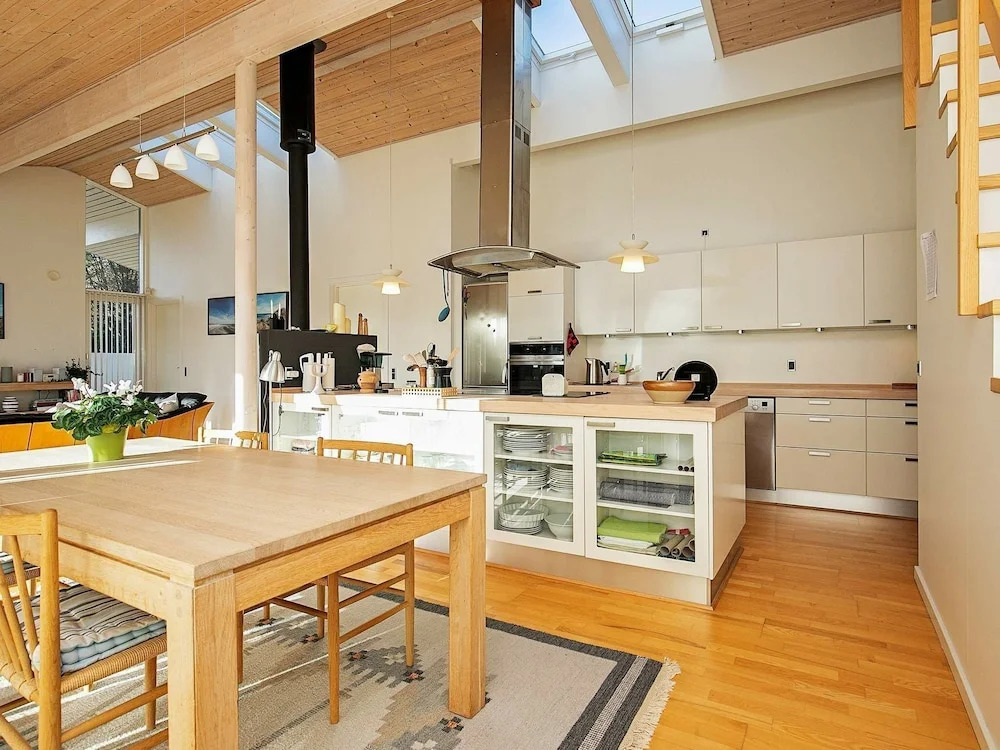 Pretty Holiday Home in Hals With Roofed Terrace
