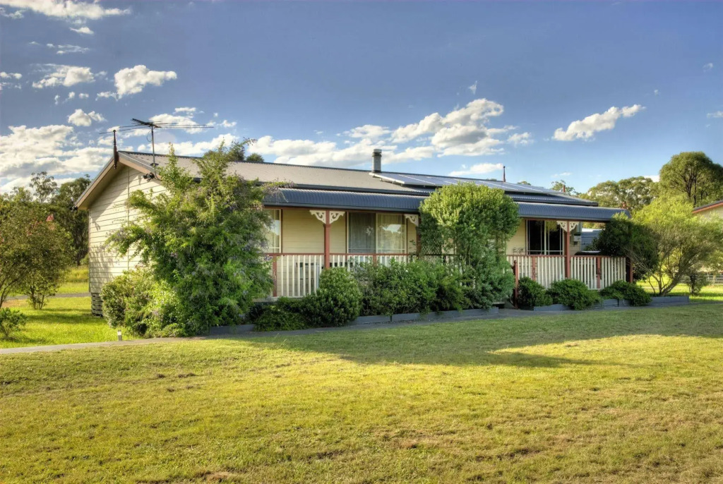 Cottages on Lovedale