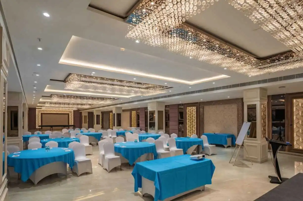 Clubhouse Hotel by CheckIn Chandigarh Mohali