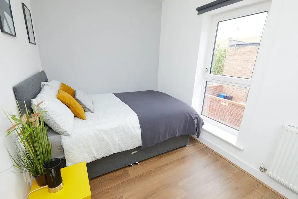 Derby City 3 Bed House- Roof Terrace