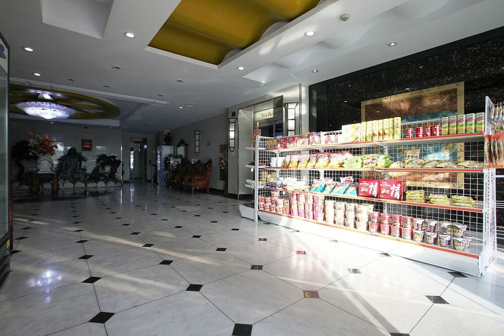 Jes Hot Spring Hotel
