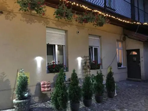 Appena Hostel  Apartments