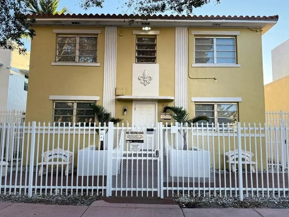 Sunny 2BR Miami Beach Apartment, Perfect Location