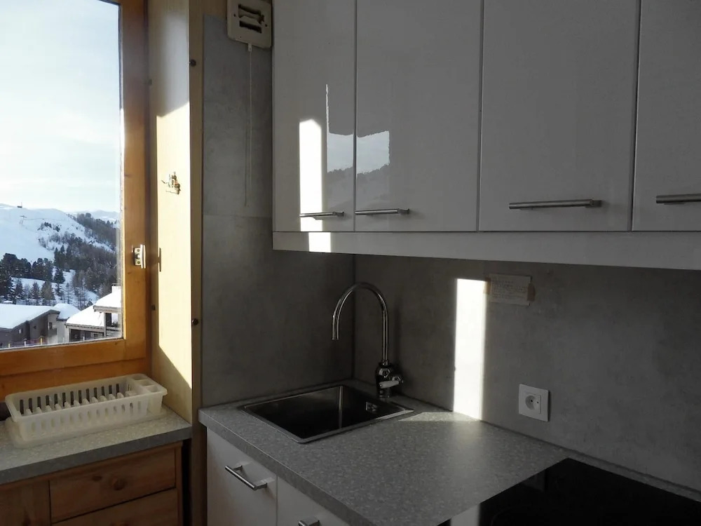 Belle Plagne Studio on Slopes for 3/4 People of 22 m² Em387