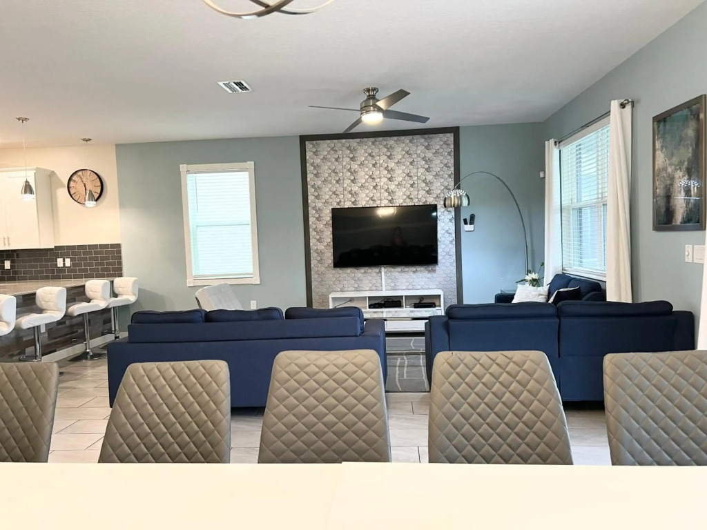 Vila 8 Bedrooms 5 bathrooms and theater room, golf course view
