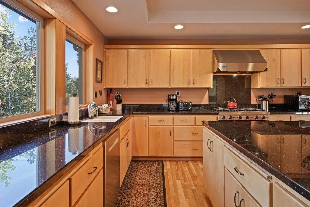 11 Tournament 5 Bedroom Home by RedAwning