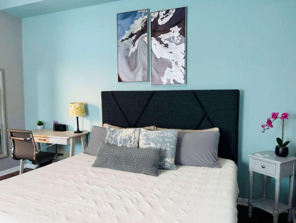 Surf + Strand Dual-unit Stay