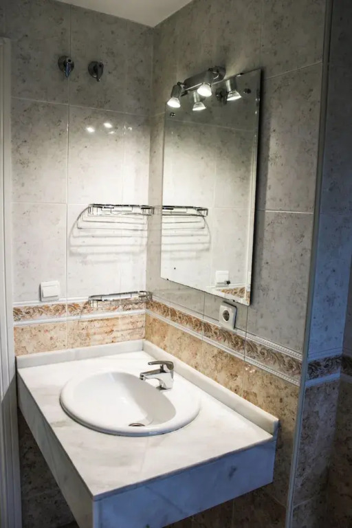 Apartment 10 Minutes Walk From Puerto Banús