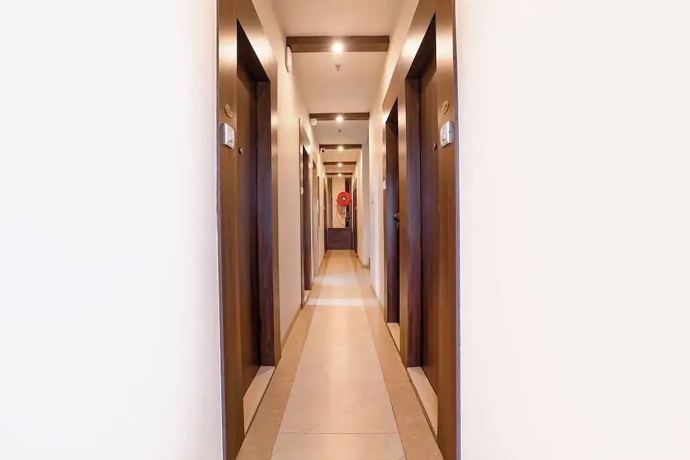 Fabhotel Sunshine Residency