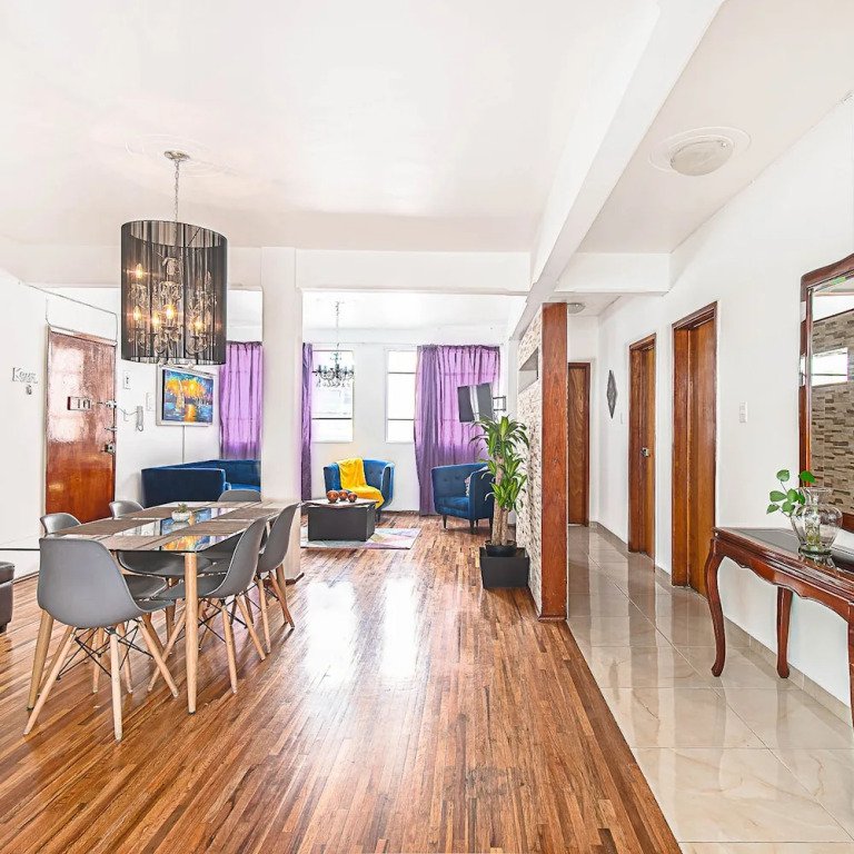 Roma Sur Apartments with Balcony - Family Friendly