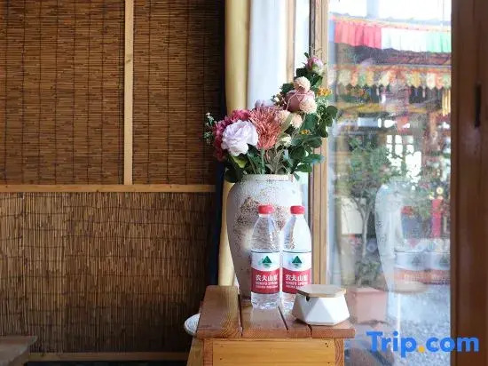 Jizu Mountain Adu Guanzhai Old House Ancestral Homestay