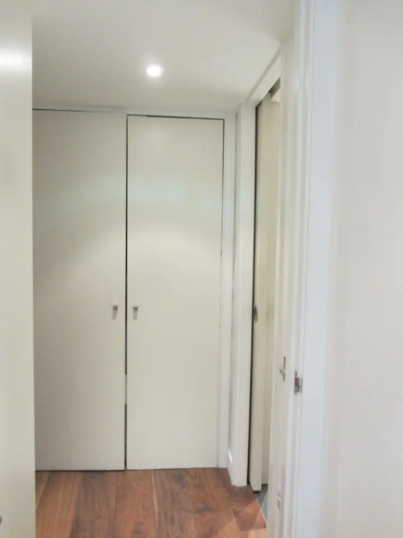 Parsons Green Lane Apartment