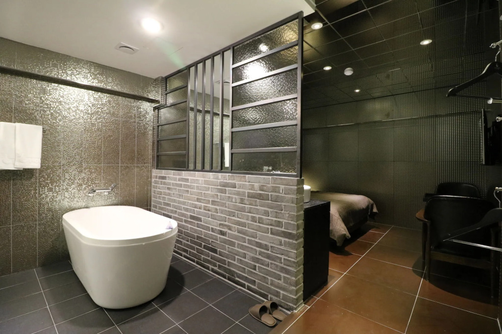 Ignis Hotel
