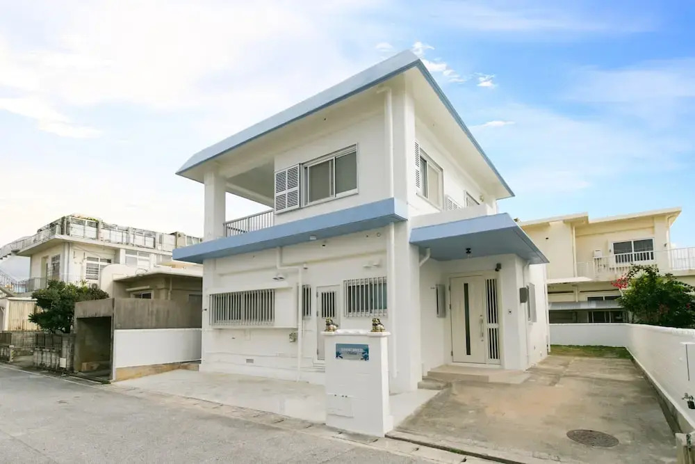 Sunset Breeze Chatan