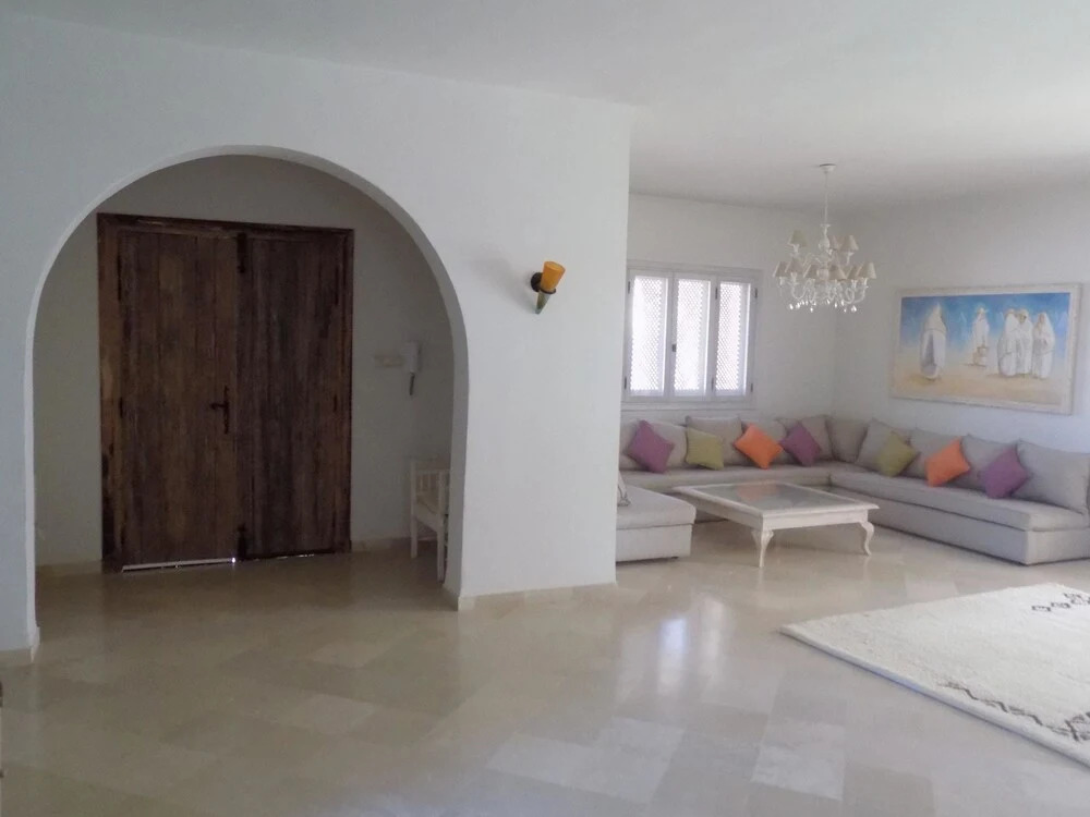 House With 4 Bedrooms in Sidi Mehrez, With Pool Access, Enclosed Garde