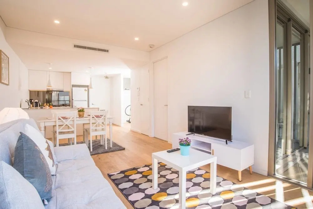 Roseberry Apartment For Travelling Couple In Green Square
