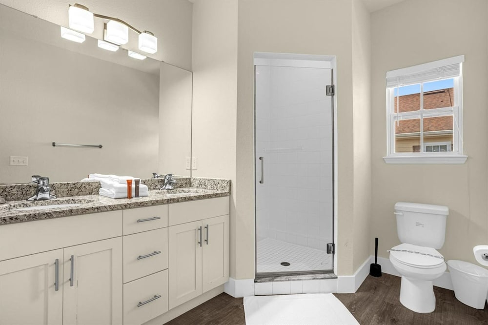 Thematic 4 bdr House Near Disney - 11-105lv