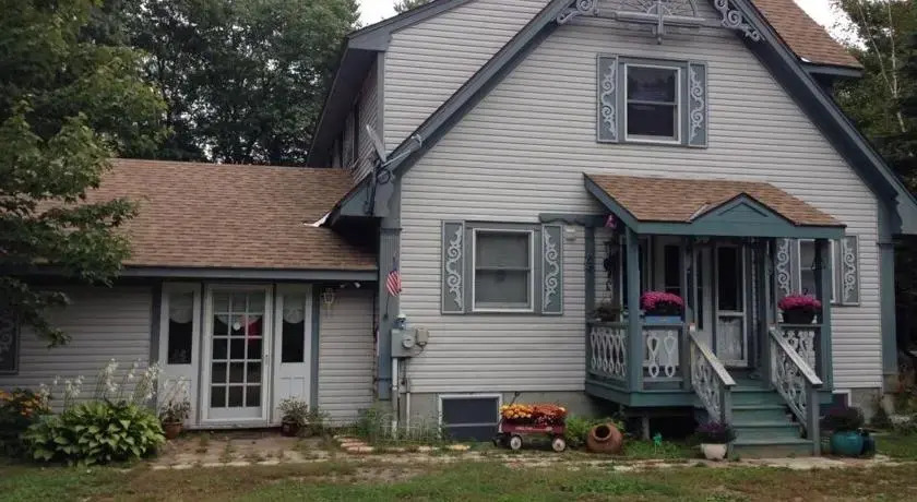 Riverhouse Inn Bed & Breakfast