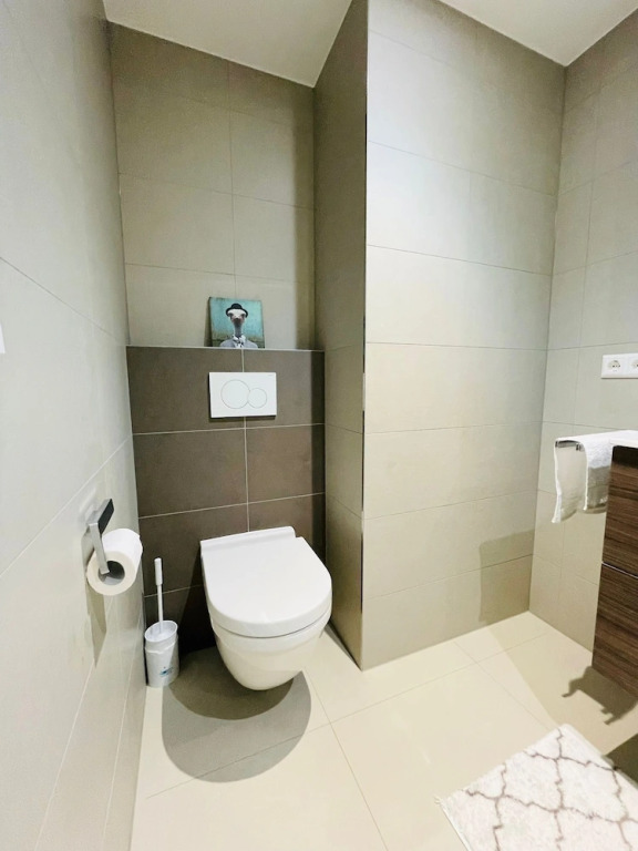 Luxury 1 bedroom. Center Terrace&Parking