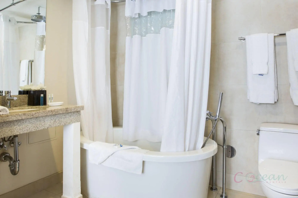 Strand Ocean Drive Suites