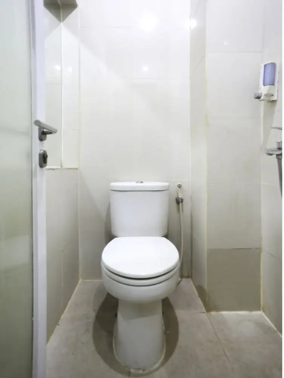 Wisma Kebon Kacang 9 by OYO Rooms