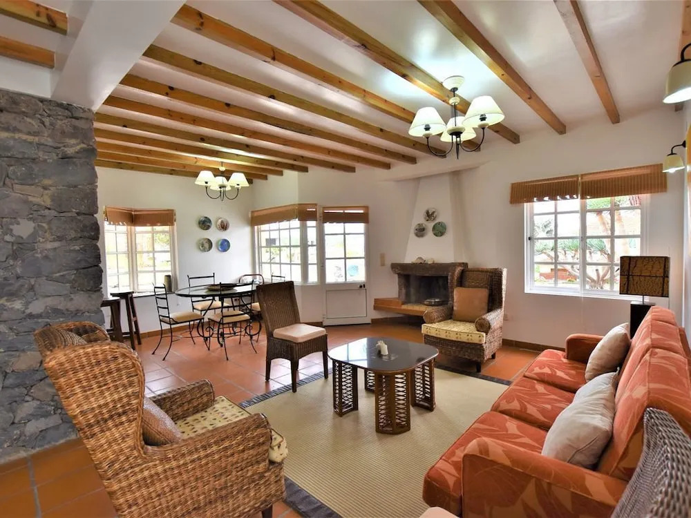 Porto Moniz Villa