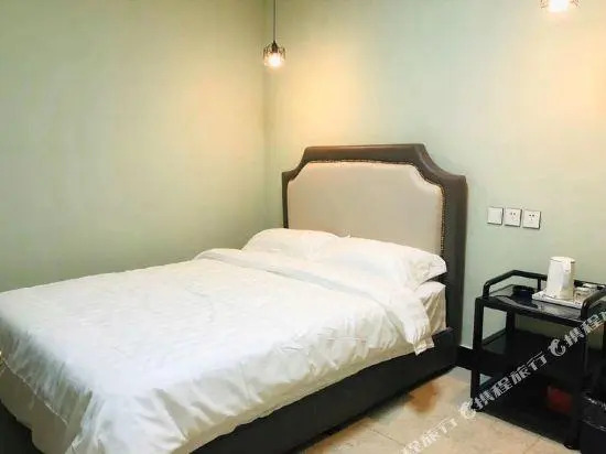 Yanjin Meida Express Hotel