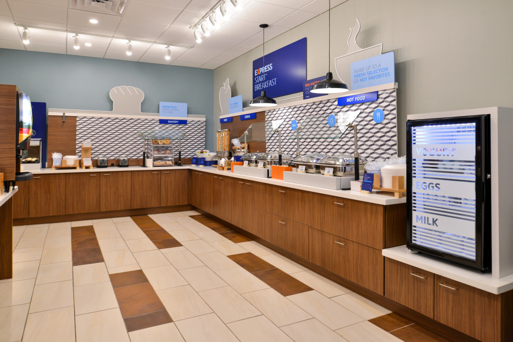 Holiday Inn Express Melbourne West by IHG