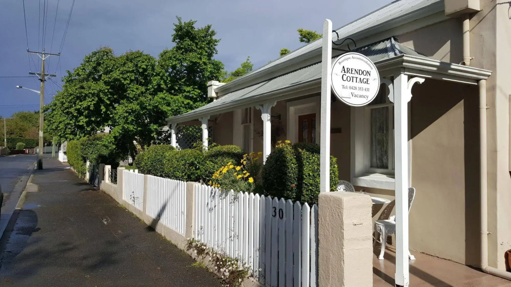 Arendon Cottage