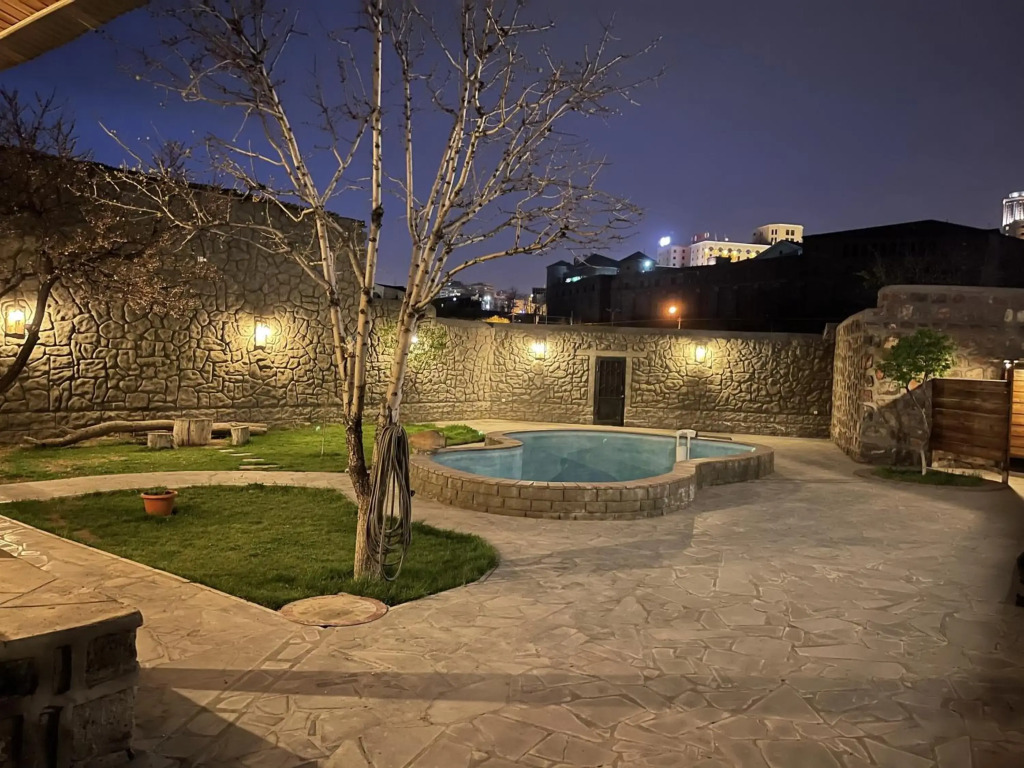 Cozy Apartment With The Best Patio and Swimming pool