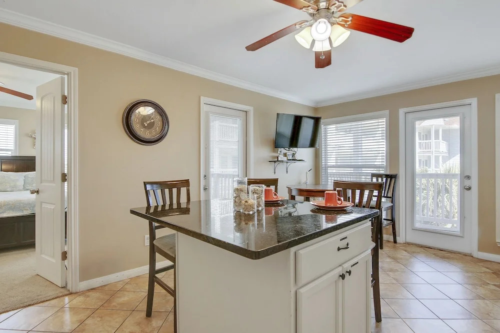 Seascape 1222 2 Bedrooms 2 Bathrooms Condo