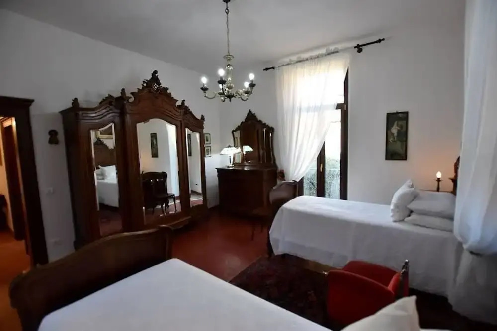 In Riva al Lago di Iseo Residenza Primo Piano