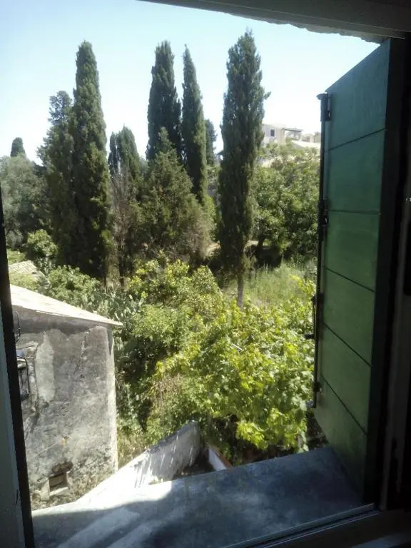 Traditional House with Loft -Michalis House in Kouramades