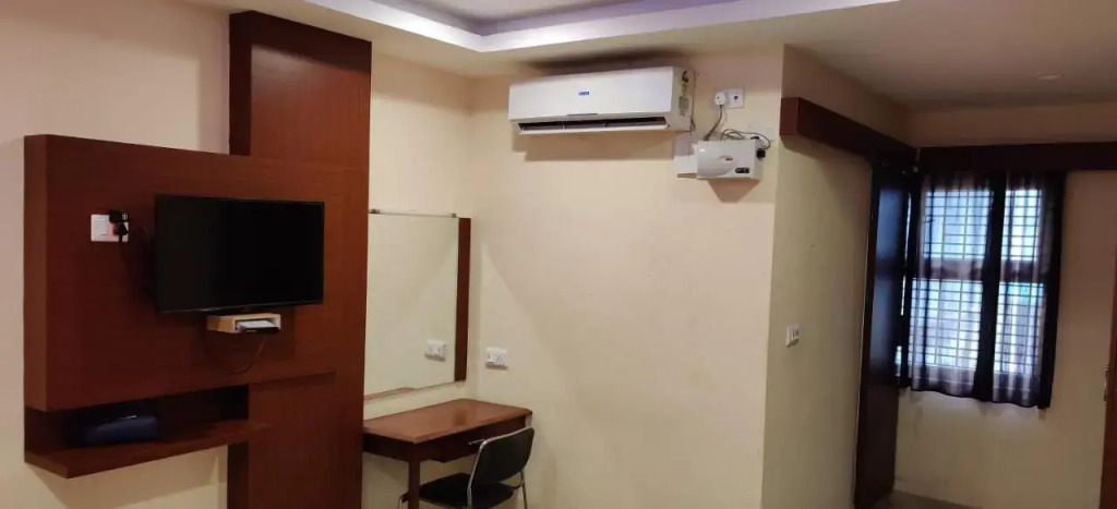 OYO 23687 Kumaran Millennium Residency