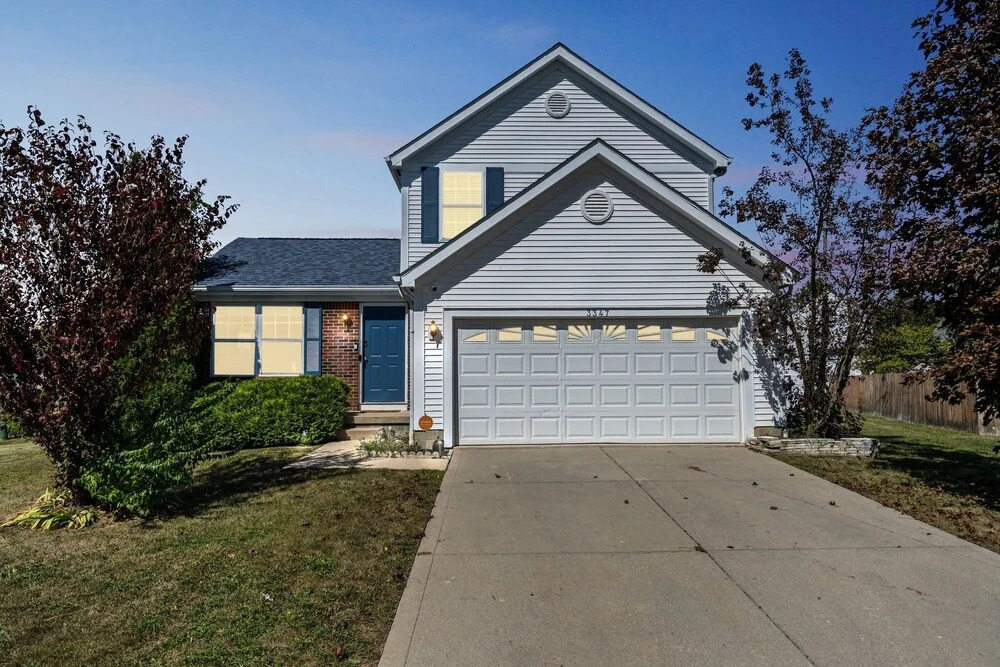 Tranquil Pet Friendly Retreat 3 Bedroom Residence by Estephanie Valdez