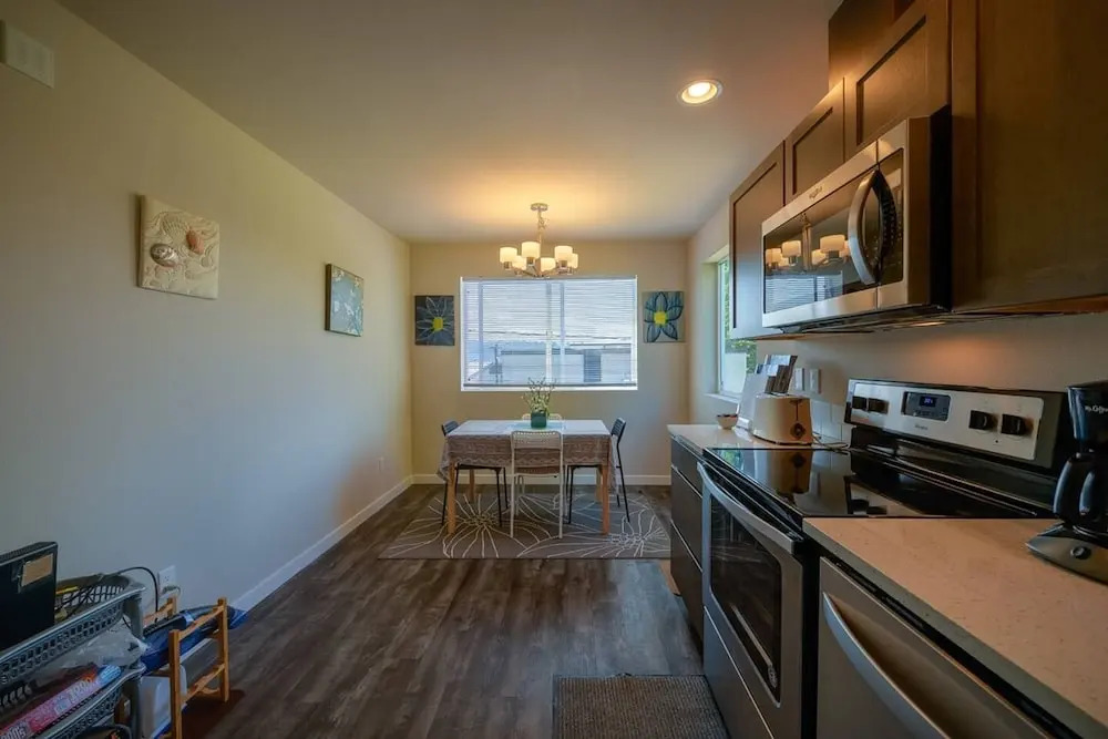 A-seattle Urban Village-top FL 2 Private Brs- Slp6