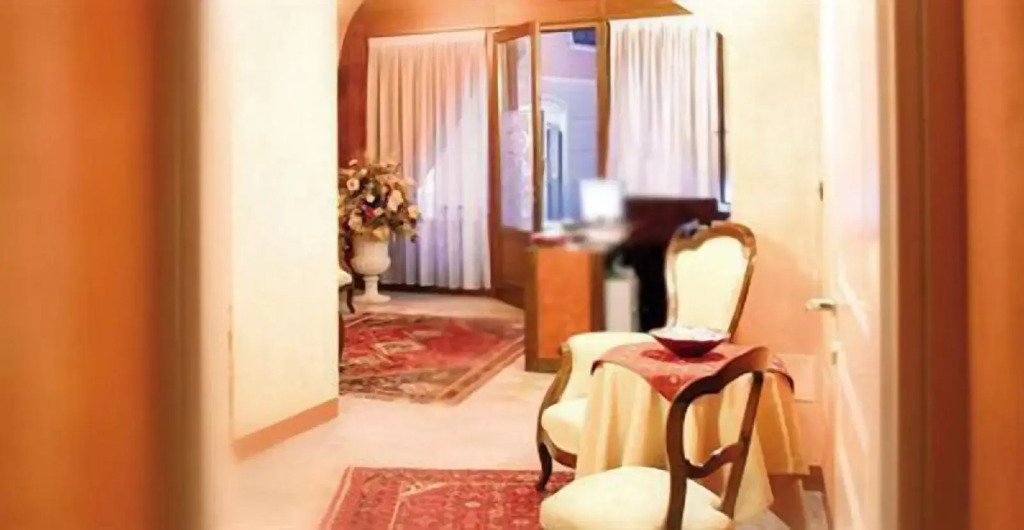 Hotel Palazzo Di Mezzo