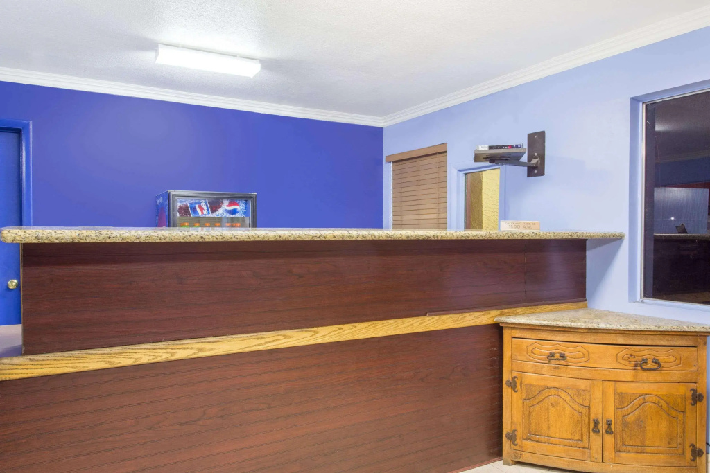 Americas Best Value Inn North Black Canyon Hwy