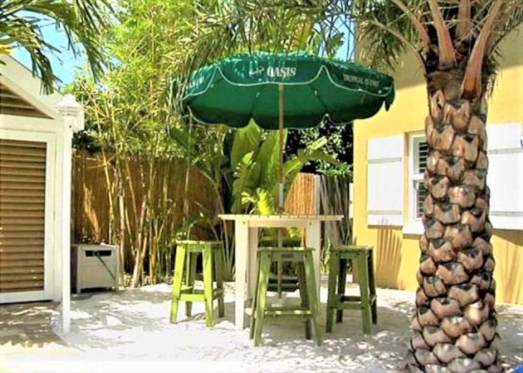 Coconut Grove Beach Resort Suite 5