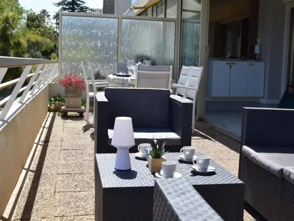 SEA VIEW - Splendid renovated 2 rooms - Golfe Juan