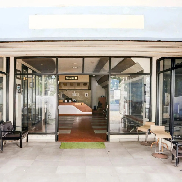 Sky Airlines Guesthouse