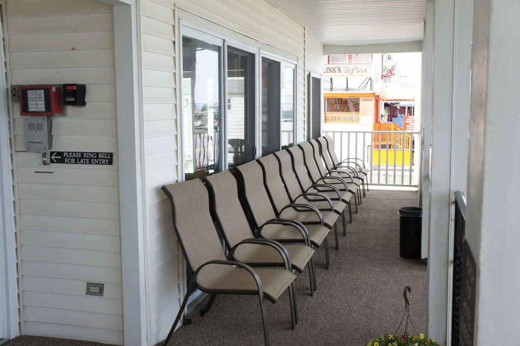Hillcrest Inn