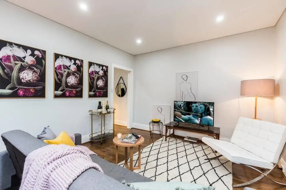 2 Bedroom Apt In Bondi Junction With Parking