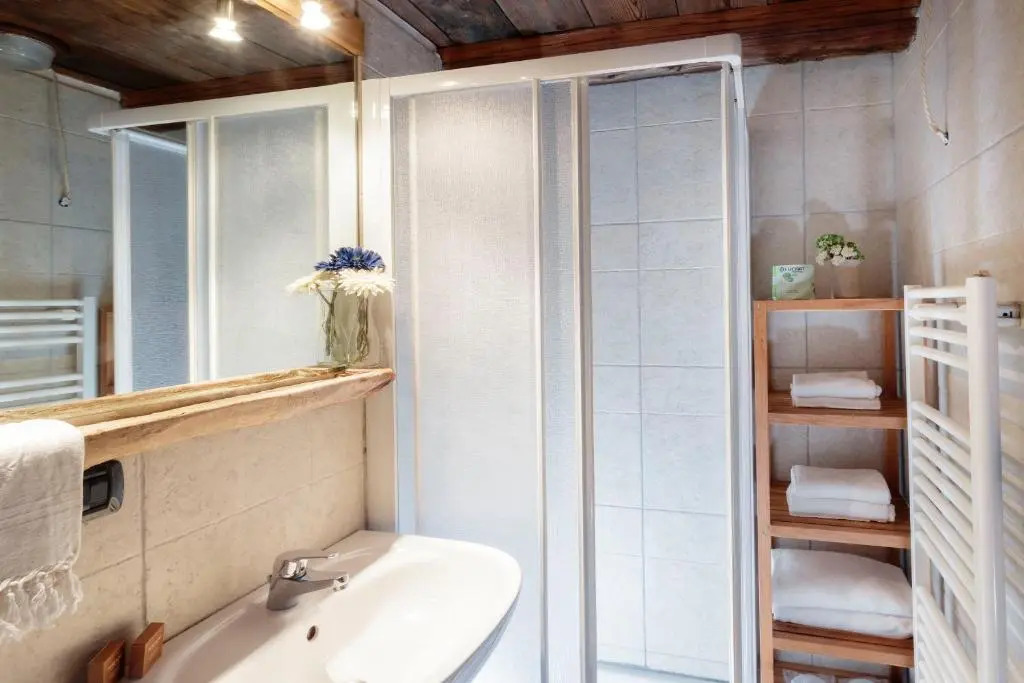 HelloChalet - Chalet da MiRo - Sunny terraces with stunning Matterhorn views, reachable on foot only