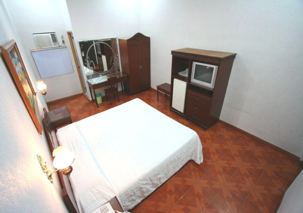 Pearlmont Hotel