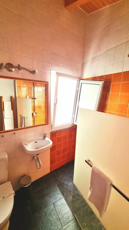 Lovely Bed House With one Room in Monsaraz Castle