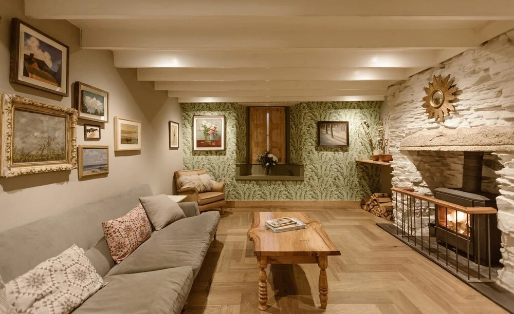 Relax In Style at Our Unique Cornish Holiday Home