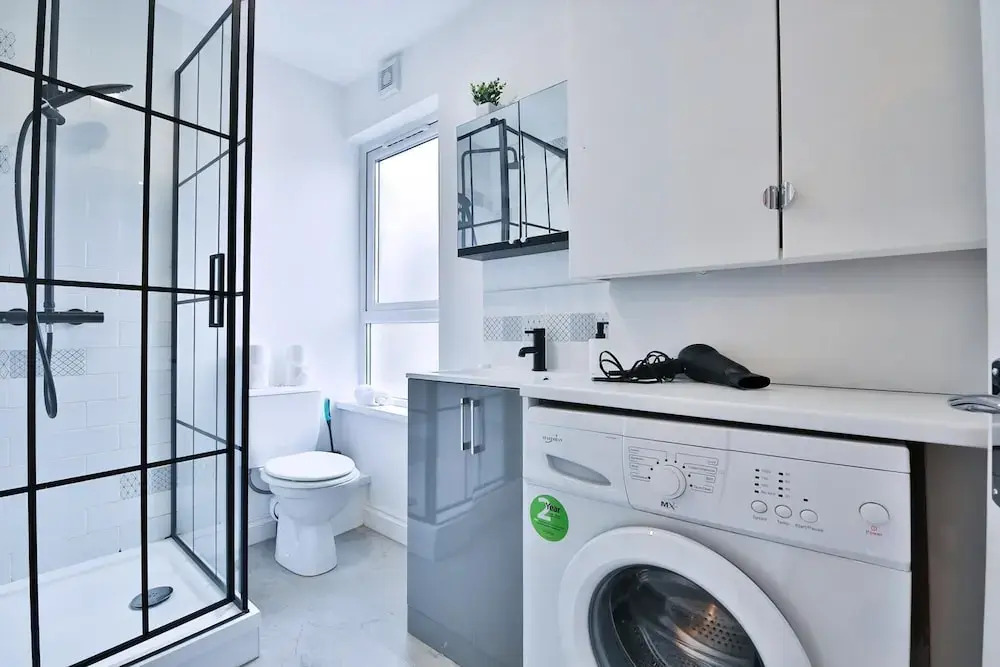 Modern 1-bed Flat Near Cardiff City Centre
